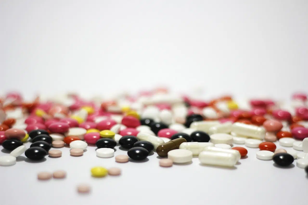 pharmacie en ligne,parapharmacie,produits de santé,médicaments sans ordonnance,livraison rapide pharmacie,conseils santé,produits beauté,Plantes et huiles essentielles
