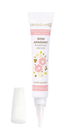 soin apaisant ongles,réparer peau autour des ongles,soin cuticules sensibles,ongles irrités protection,gel ongles fragiles,ongles fragiles,apaiser cuticules abîmées,soin naturel pourtour ongles,protéger peaux sensibles autour des ongles,soin réparateur ongles fragiles,ongles sensibles,acheter soin apaisant ongles,Alvadiem,Alvadiem soin ongles sensibles,solution pour ongles irrités